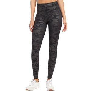 🆕 SPANX Leggings Faux Leather